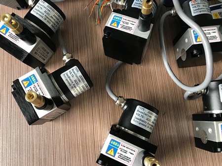 0~10v늉�ݔ�����Kλ�Ƃ�������Μy(c��)���Éģ�